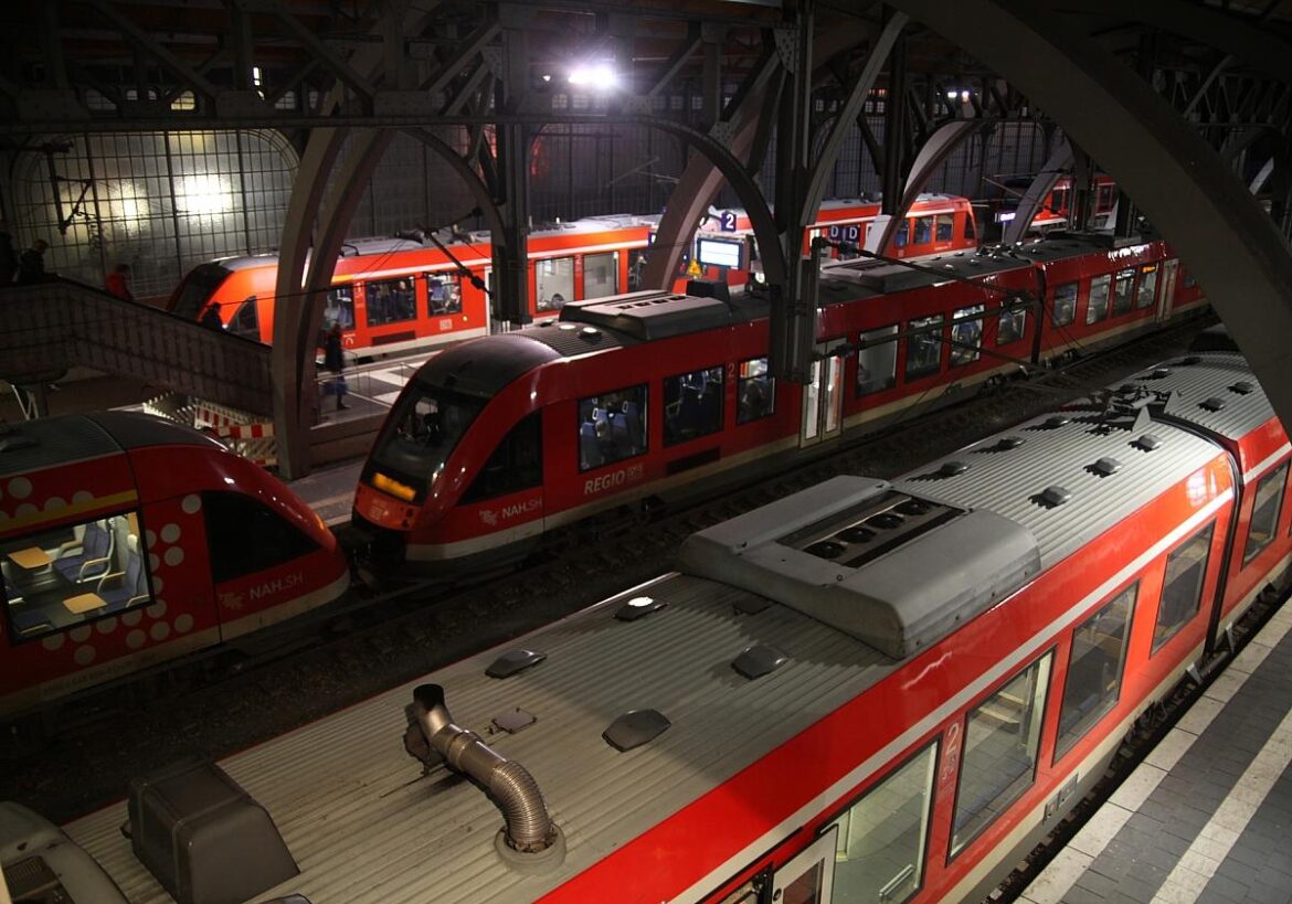 Eisenbahn Zug der Deutschen Bahn