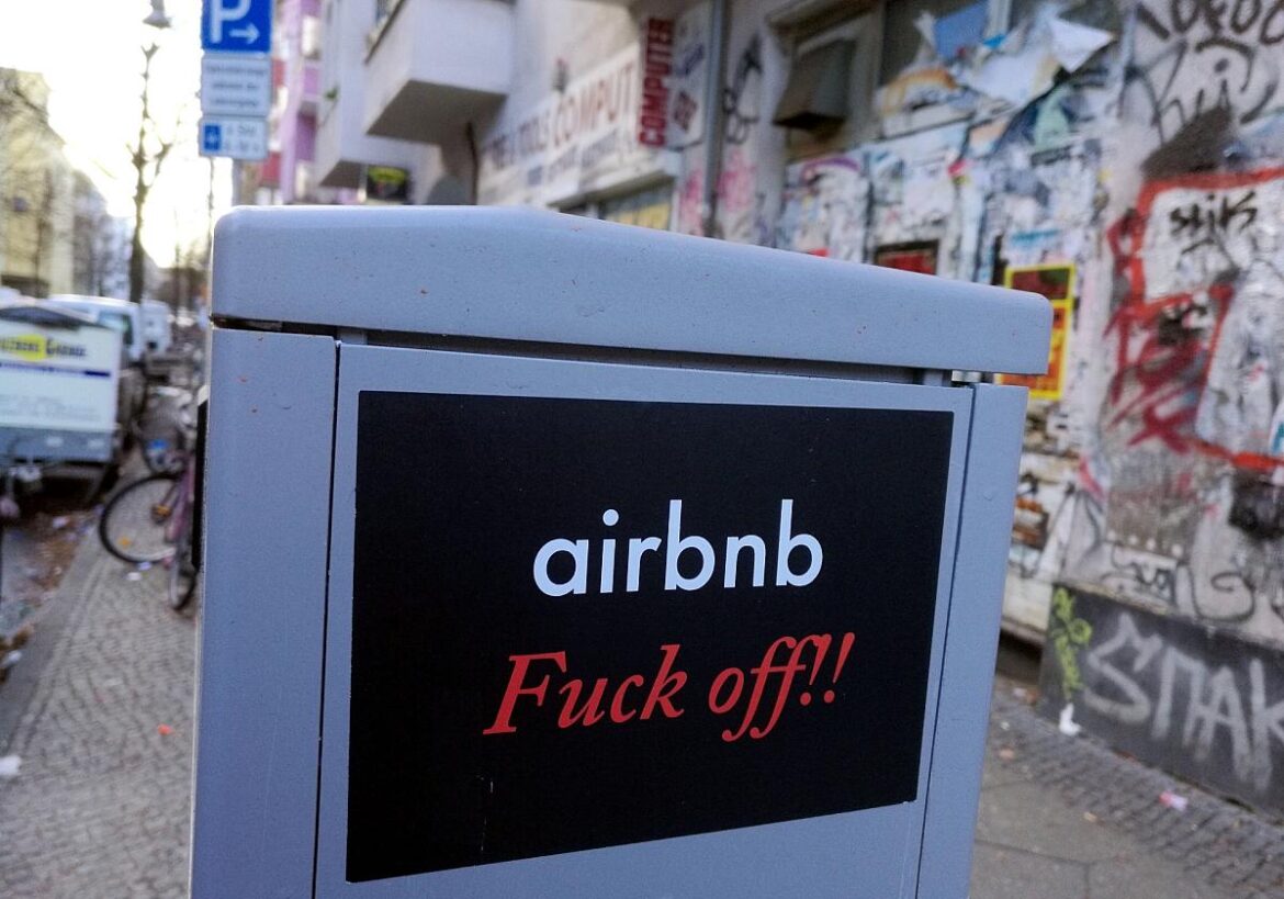 Anti-Airbnb-Sticker (Archiv)