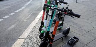 E-Scooter-Verleiher (Archiv)