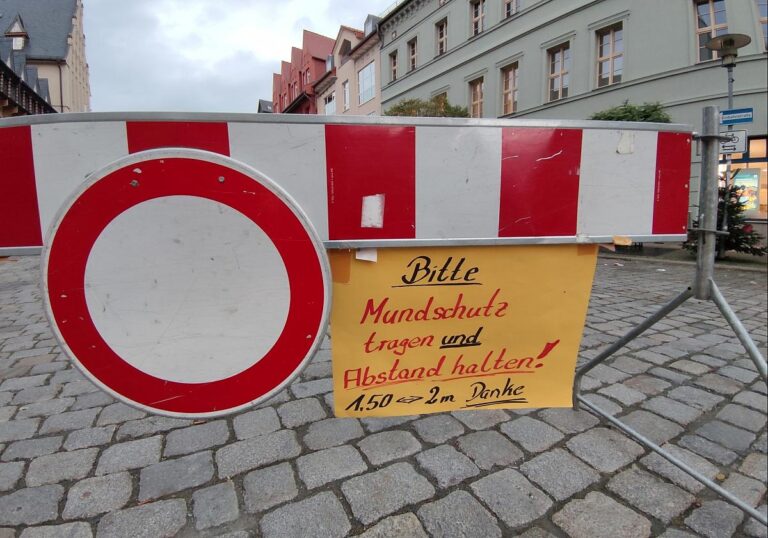 Corona-Hinweis (Archiv)