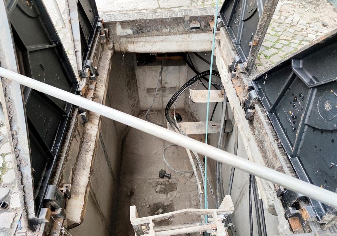 Kabelschacht (Archiv)