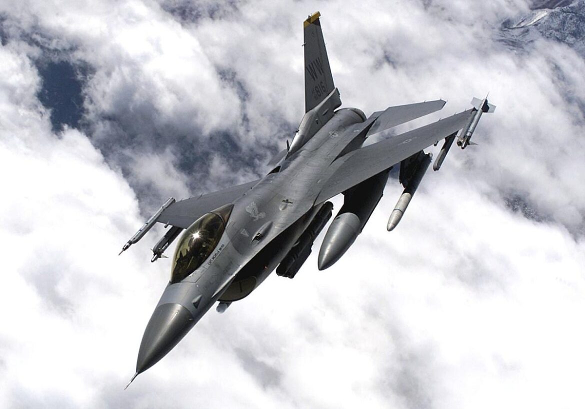 F-16-Kampfjet (Archiv)