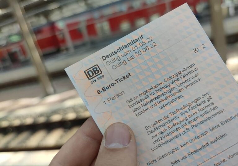 9-Euro-Ticket (Archiv)