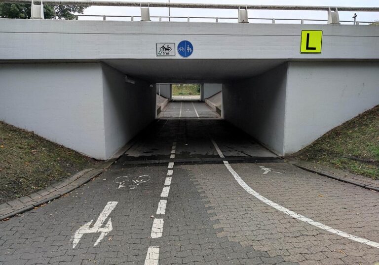 Tunnel