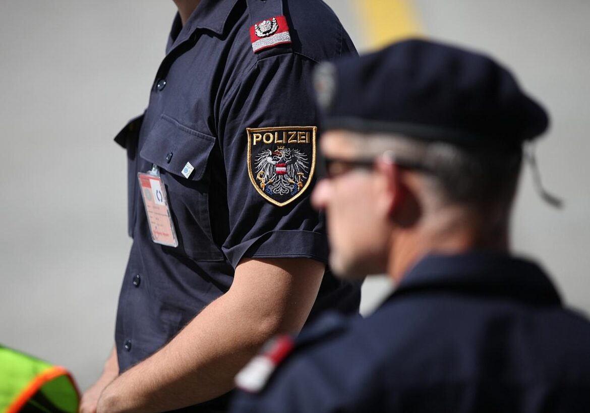Österreichische Polizisten