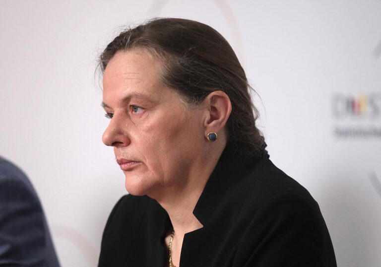 Ruth Brand