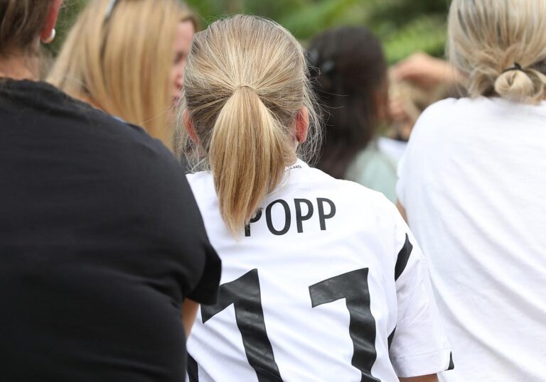 Public Viewing