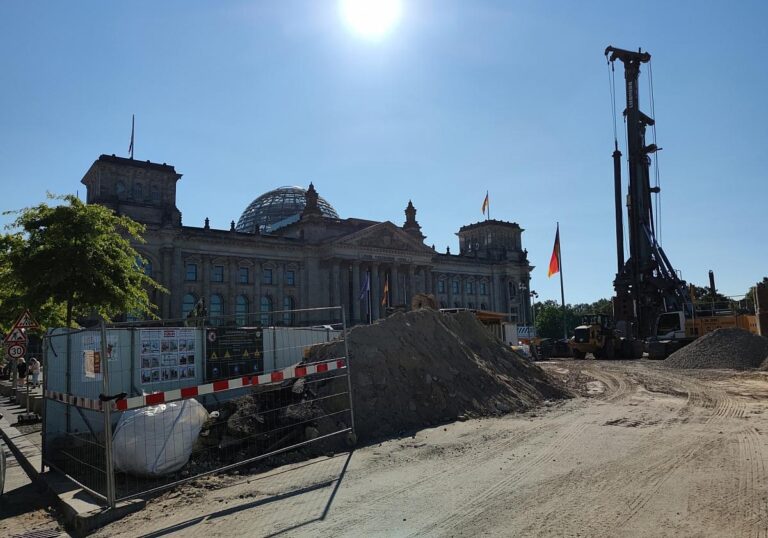 Baustelle vor