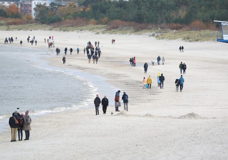 Strand vor