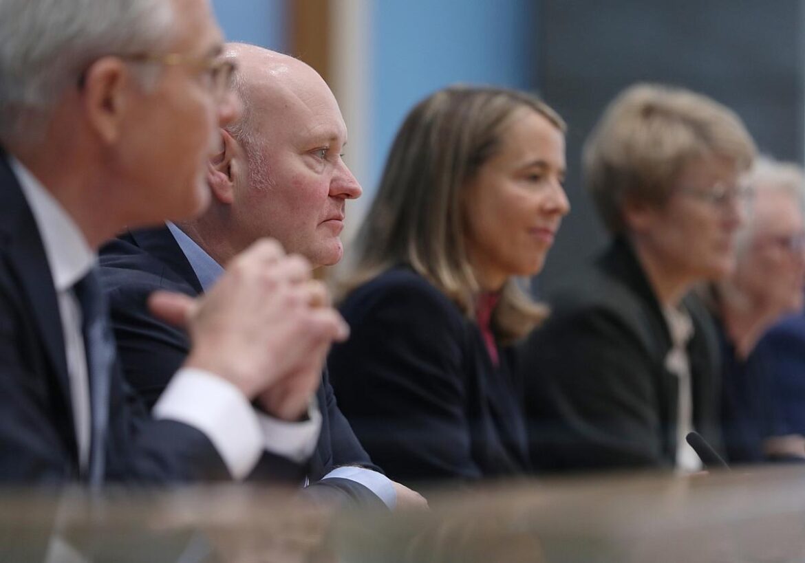 Wirtschaftsweise (Archiv)