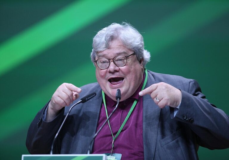 Reinhard Bütikofer