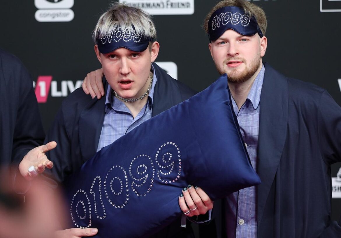 Paul und Gustav von 01099