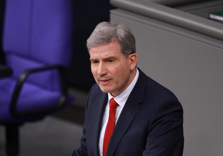 Metin Hakverdi