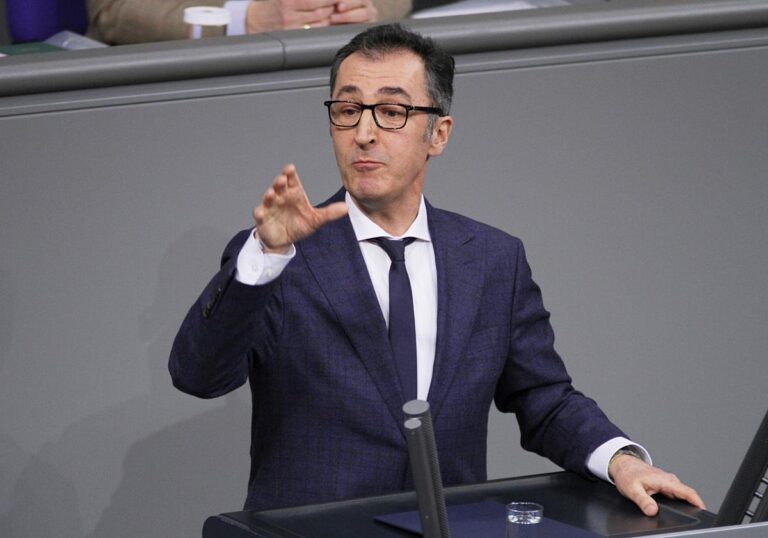 Cem Özdemir, Grüne