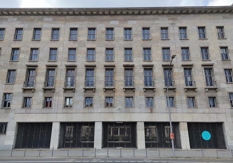 Finanzministerium (Archiv)