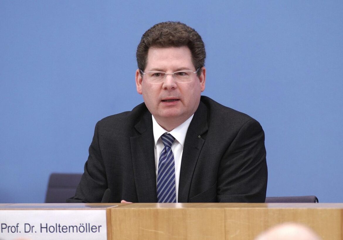Oliver Holtemöller