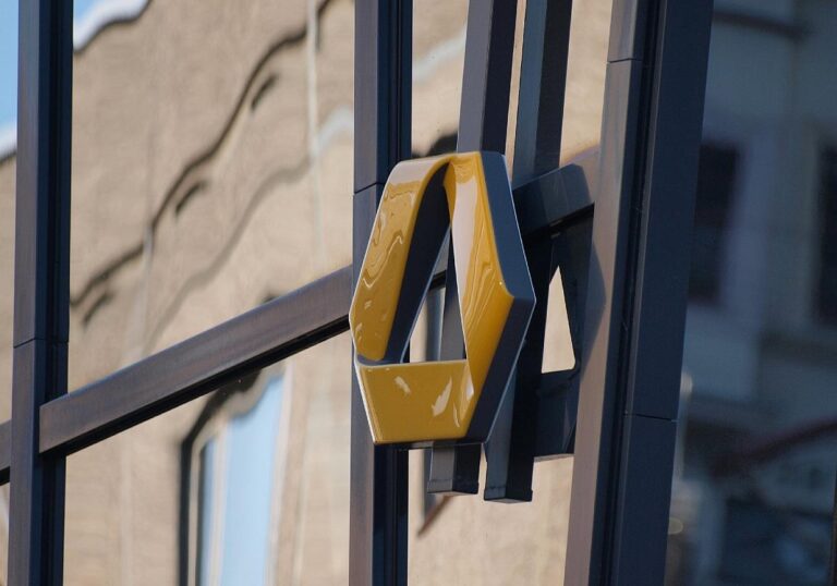 Commerzbank-Logo (Archiv)
