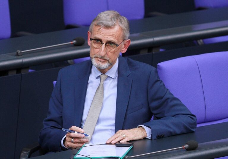 Armin Schuster