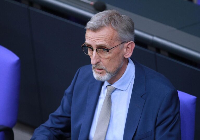 Armin Schuster