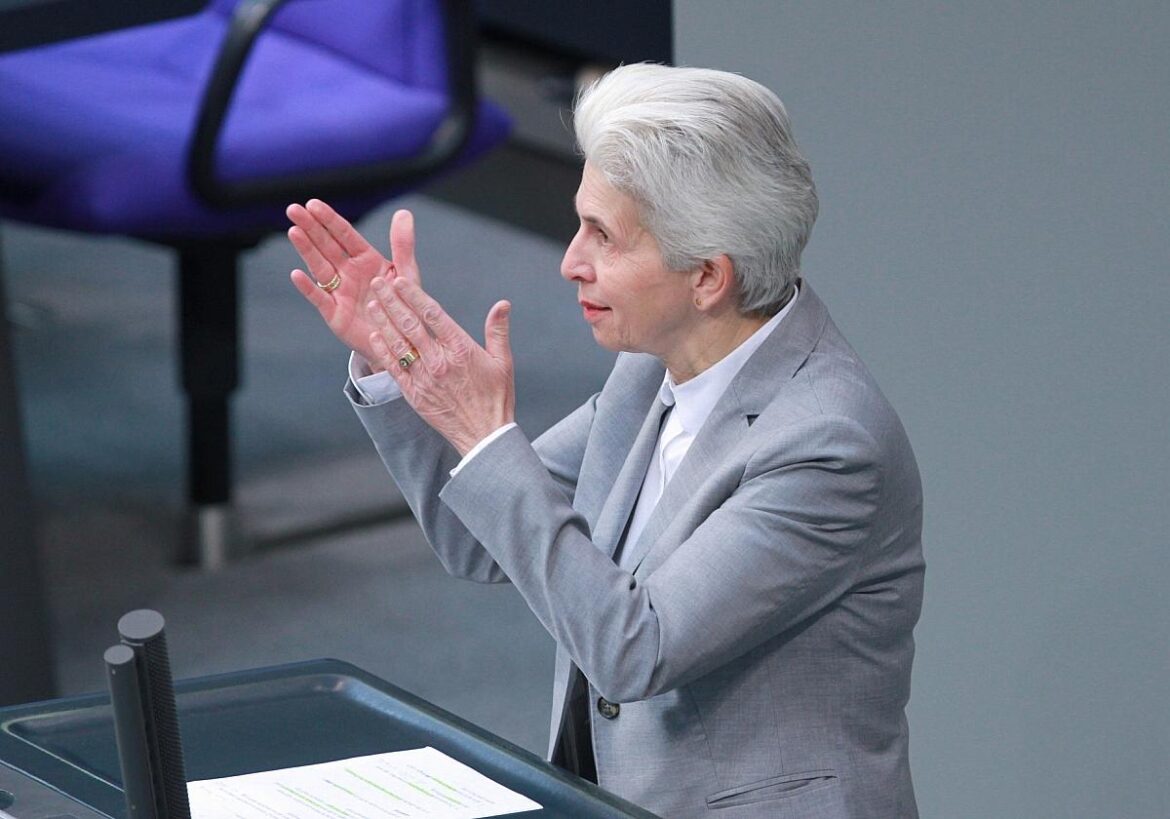 Marie-Agnes Strack-Zimmermann