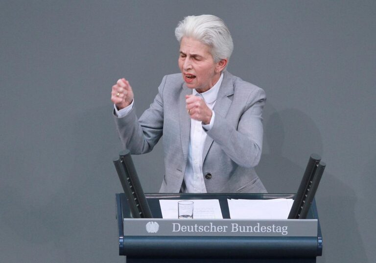 Marie-Agnes Strack-Zimmermann