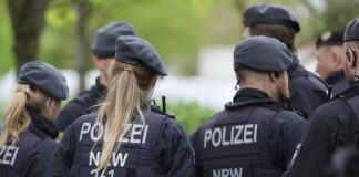 Polizisten (Archiv)