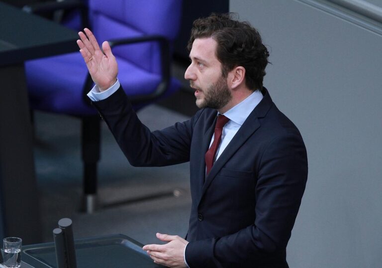 Felix Banaszak