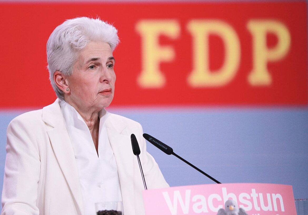 Marie-Agnes Strack-Zimmermann