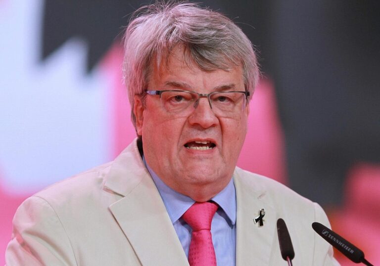 Reinhard Houben
