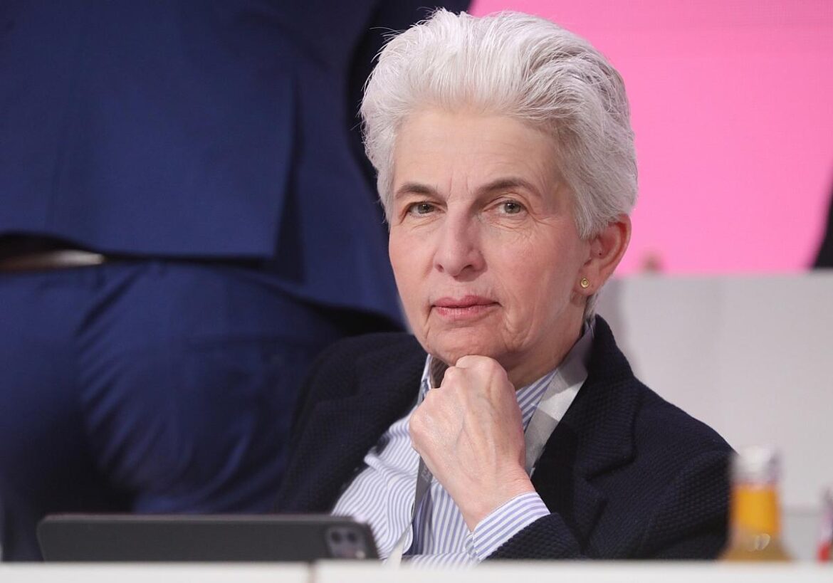 Marie-Agnes Strack-Zimmermann