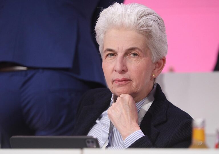 Marie-Agnes Strack-Zimmermann