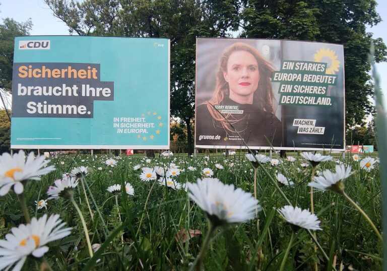 Wahlplakate zur