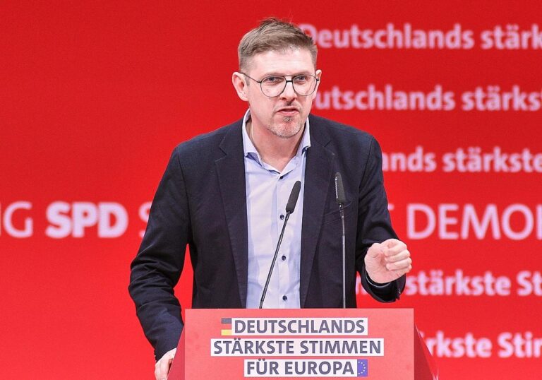 Matthias Ecke