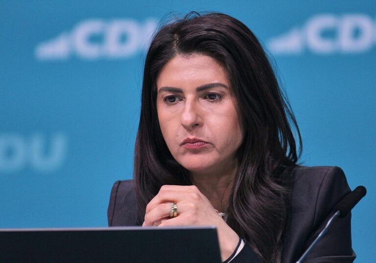 Serap Güler