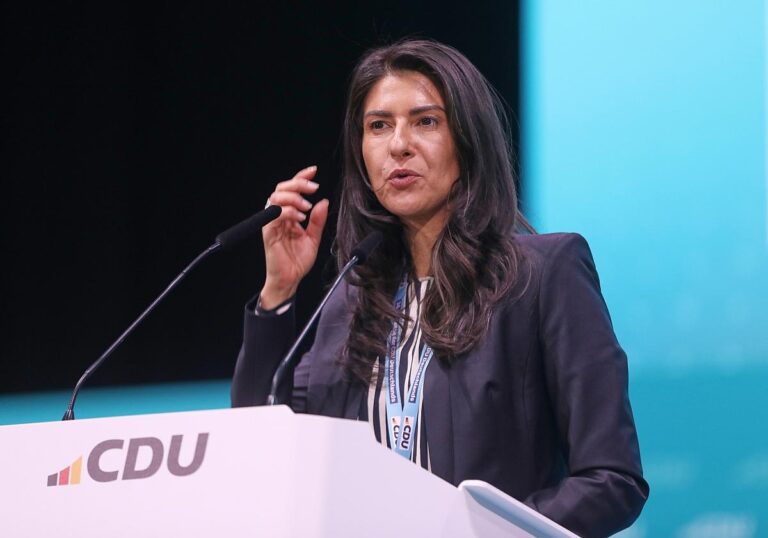 Serap Güler