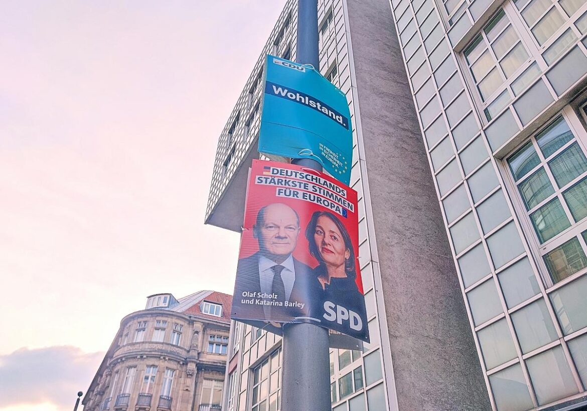 Wahlplakate zur