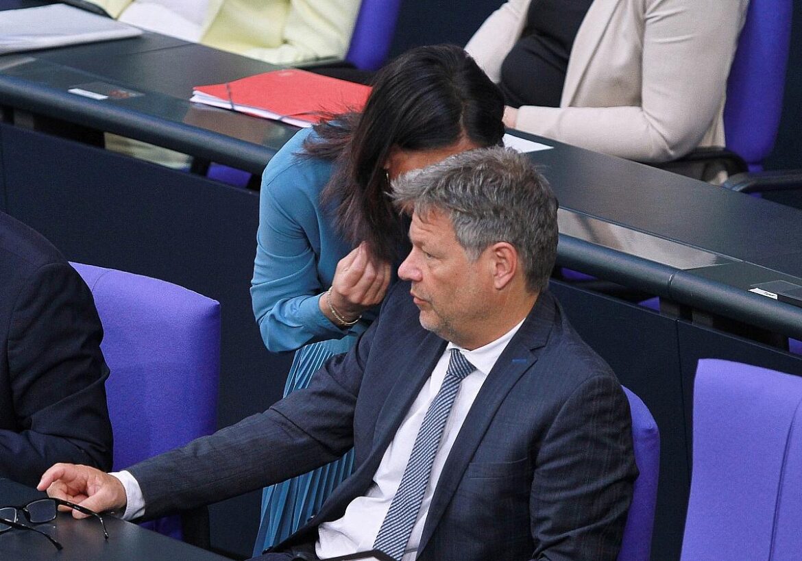 Annalena Baerbock und Robert Habeck