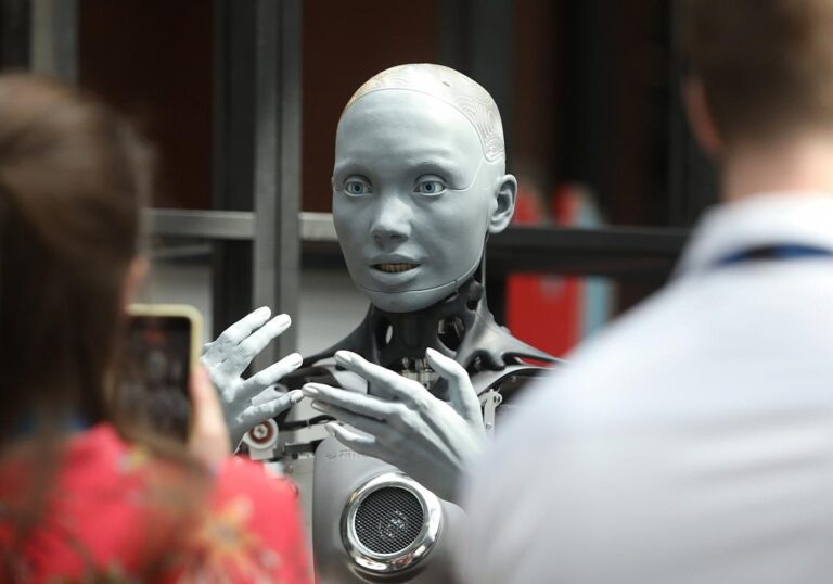 Roboter (Archiv)