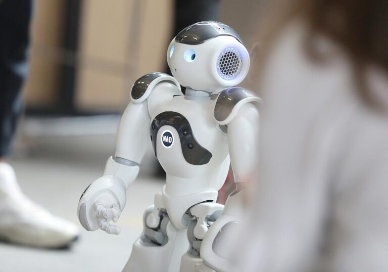 Roboter (Archiv)
