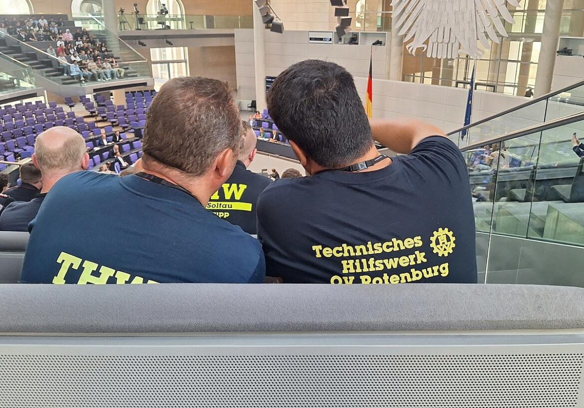 THW-Mitglieder