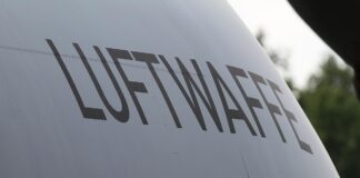 Schriftzug Luftwaffe