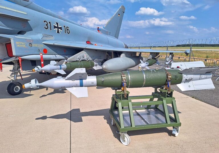 Gleitbombe GBU-48