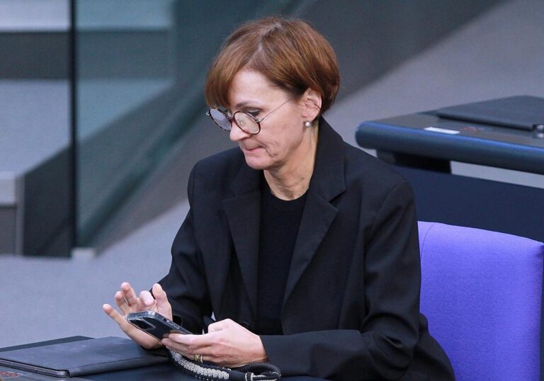 Bettina Stark-Watzinger