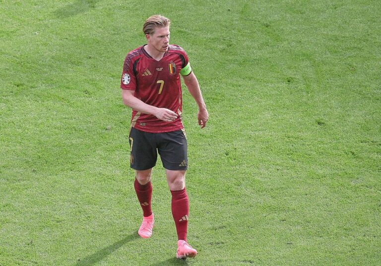 Kevin De