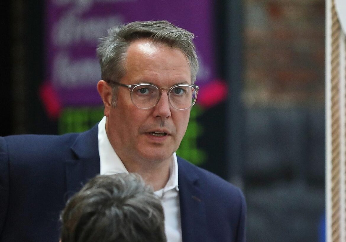 Alexander Schweitzer