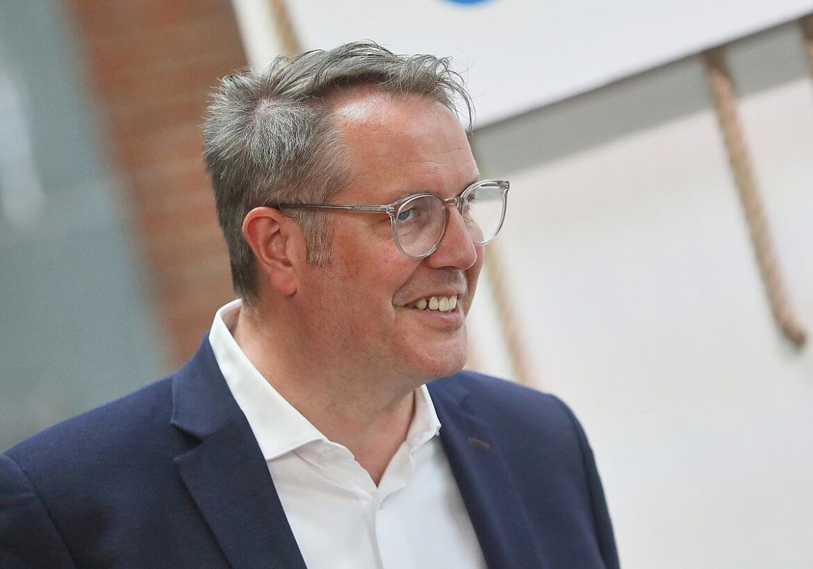 Alexander Schweitzer