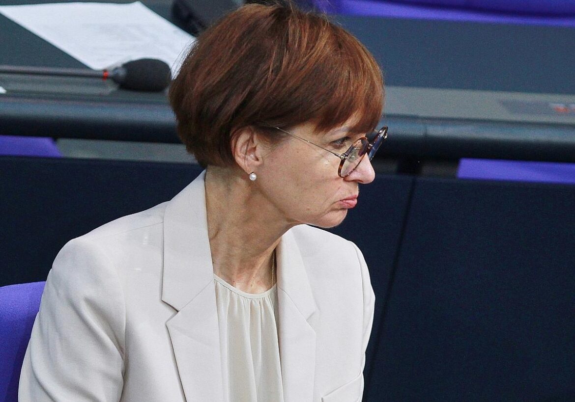 Bettina Stark-Watzinger