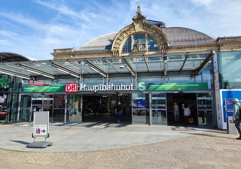 Hauptbahnhof Halle