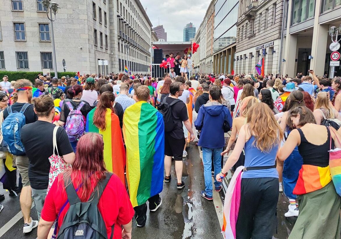 Parade zum Christopher-Street-Day