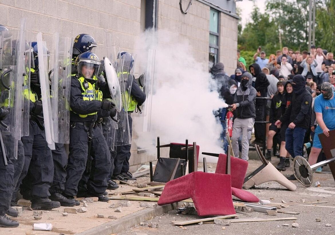 Gewalttätige Ausschreitungen